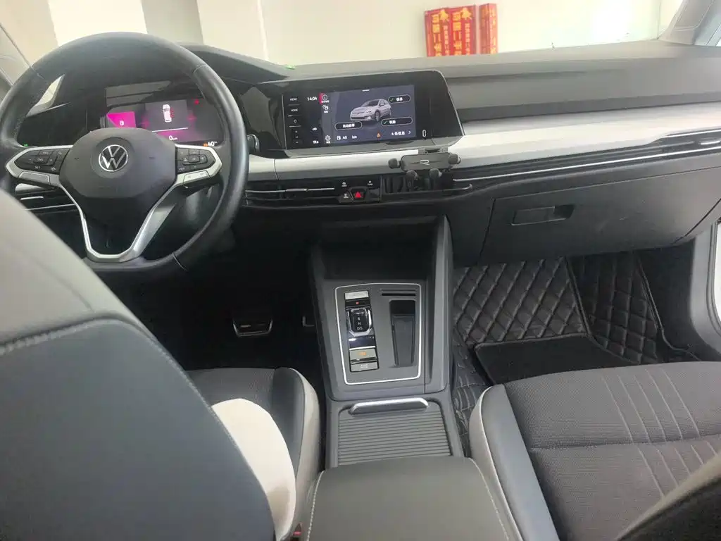 Volkswagen Golf — миниатюра 22