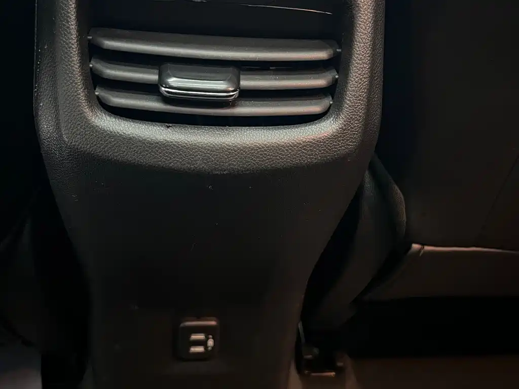 Chevrolet Volando — миниатюра 23