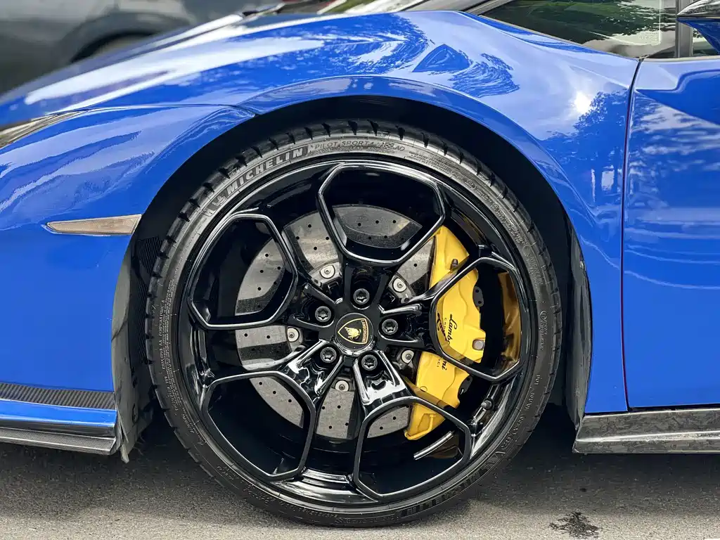 Lamborghini Huracán — миниатюра 7
