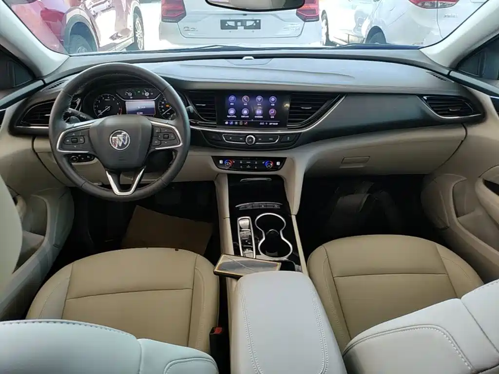 Buick Regal — миниатюра 10