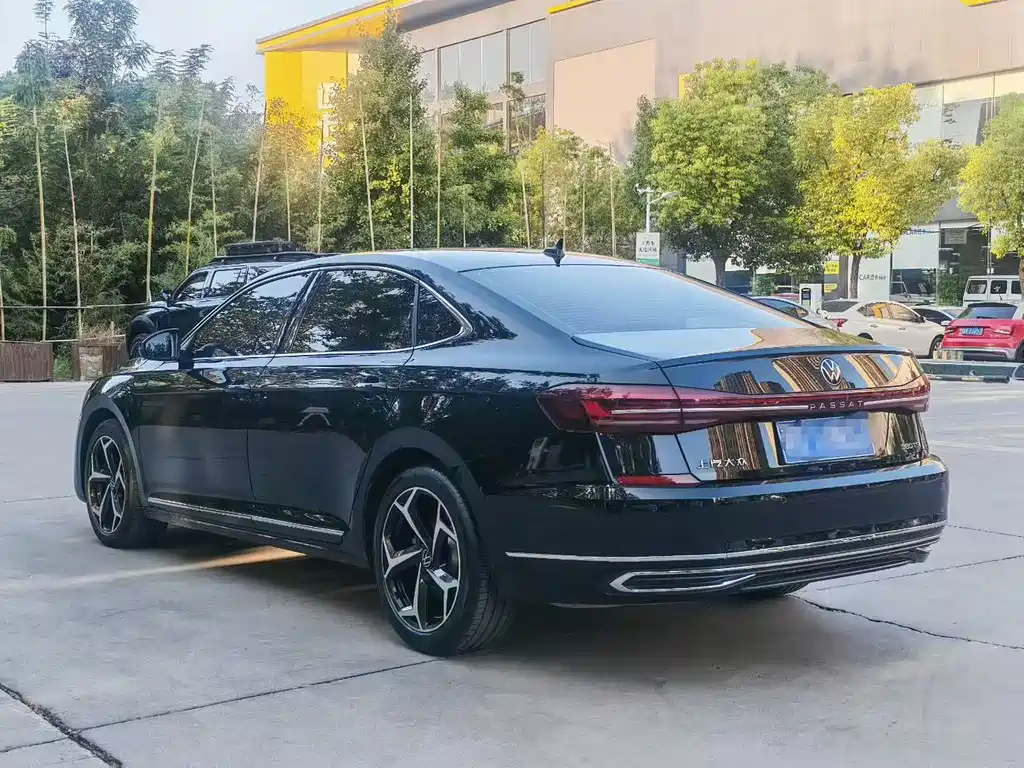 Volkswagen Passat — миниатюра 9