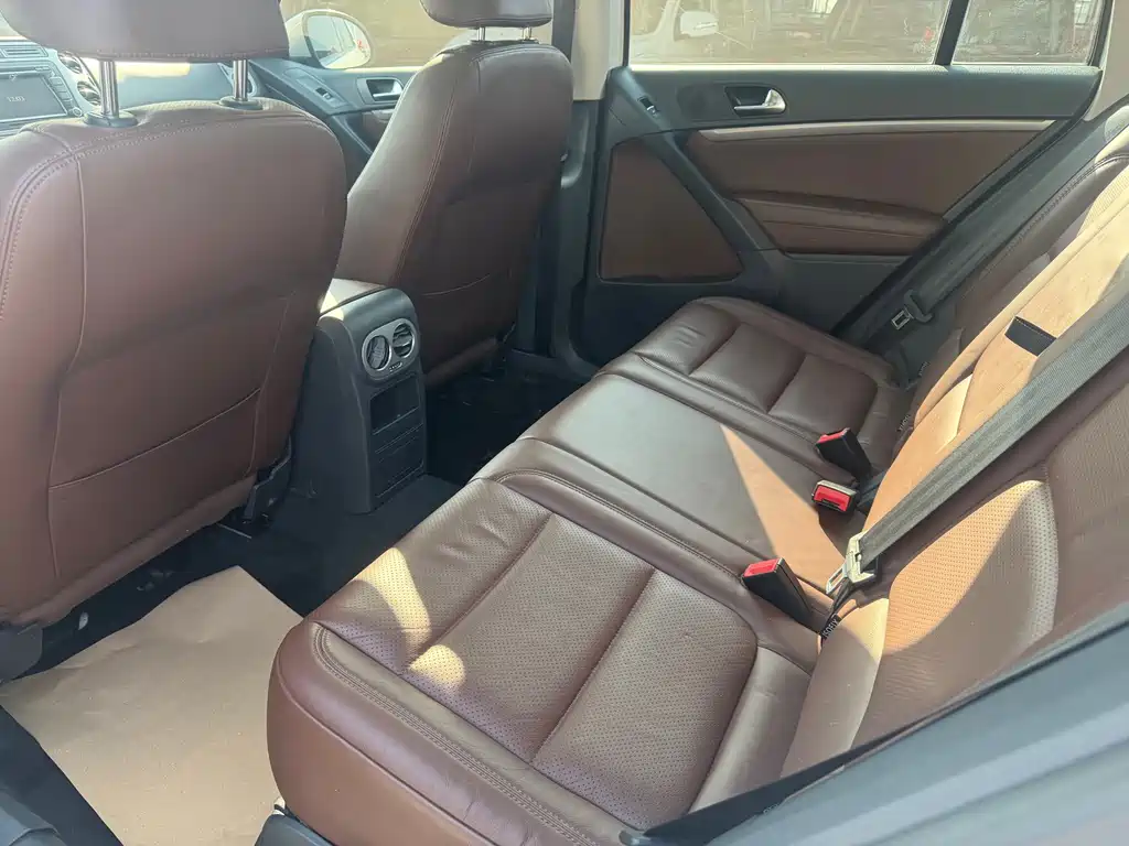 Volkswagen Tiguan 2013 1.8TSI AT Luxury
