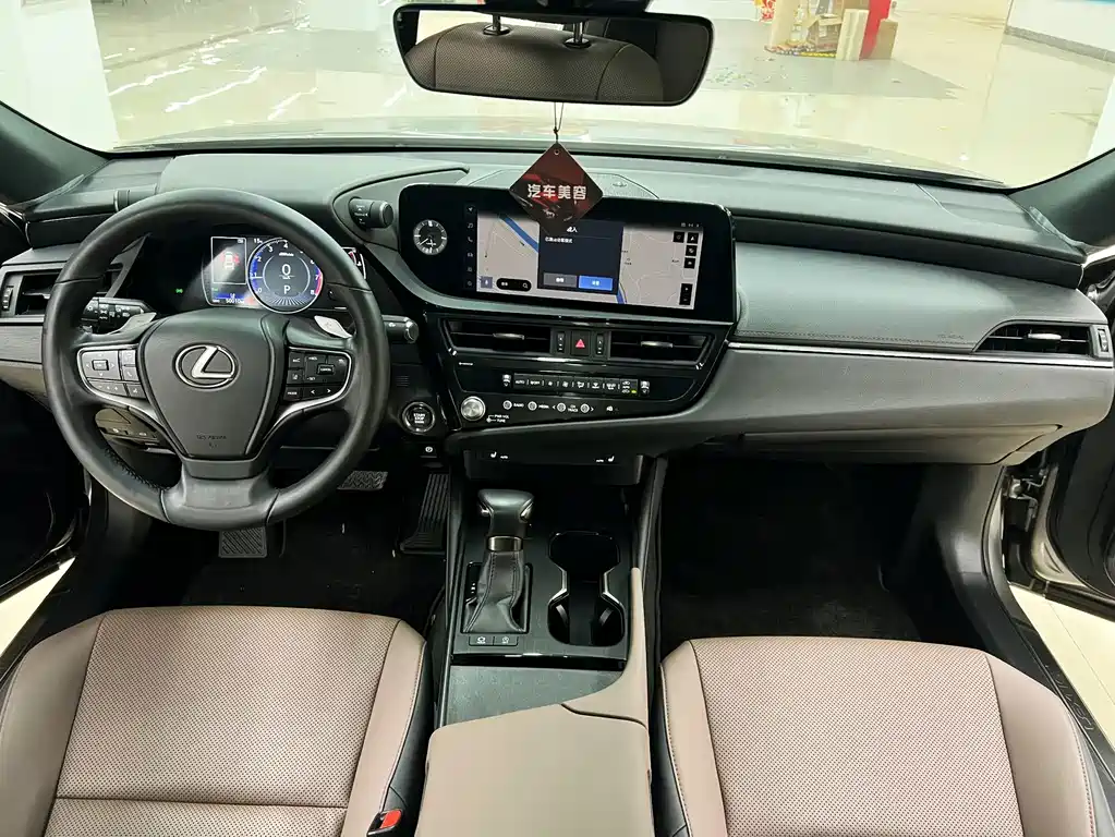 Lexus ES — миниатюра 5