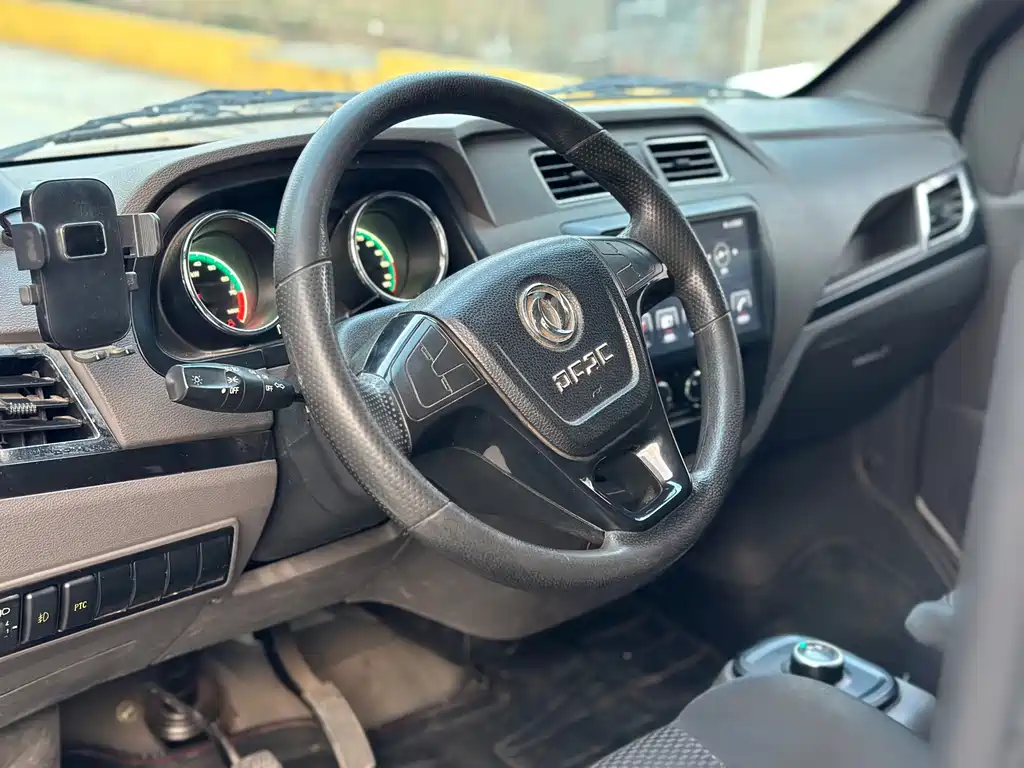 DONGFENG YUFENG EM26