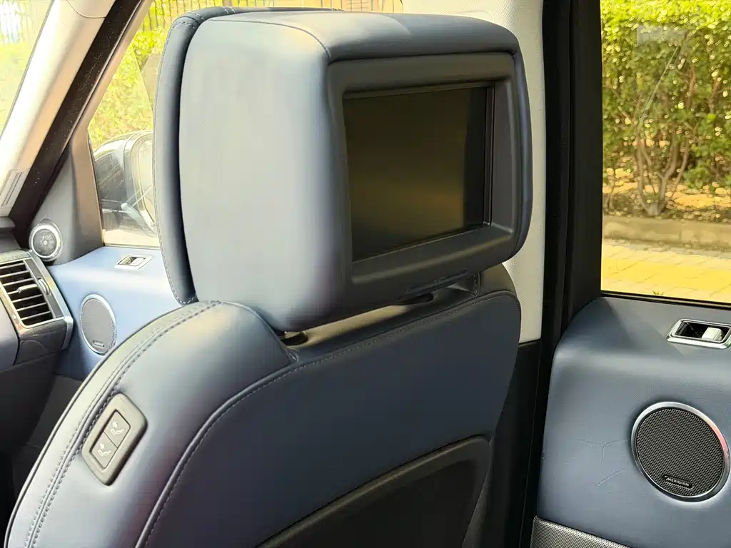 Land Rover Sport — миниатюра 12