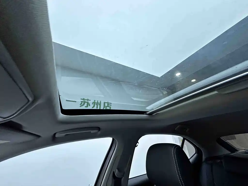 Skoda Superb — миниатюра 14