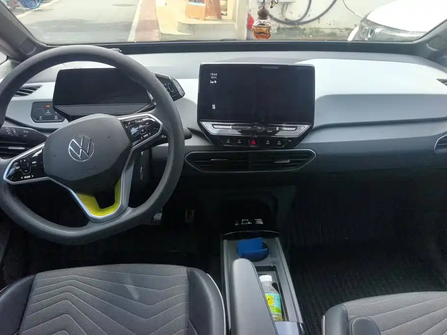 Volkswagen ID.3 — миниатюра 12