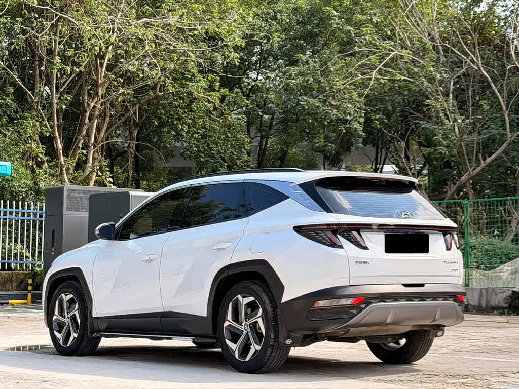 Hyundai Tucson — миниатюра 16