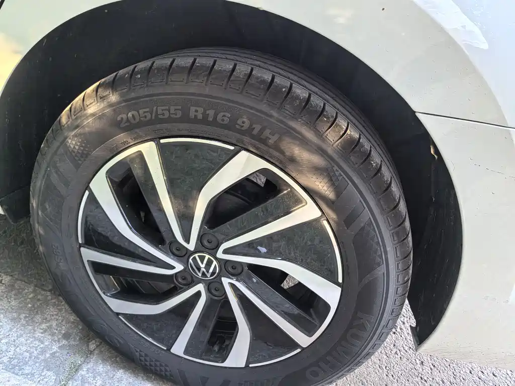 Volkswagen Lavida 2025 1.5L