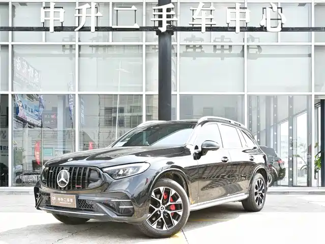 MERCEDES-BENZ  GLC 2023