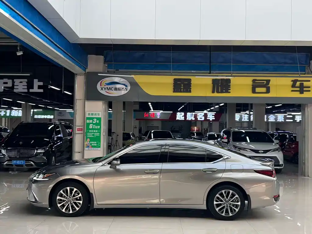 Lexus ES — миниатюра 4