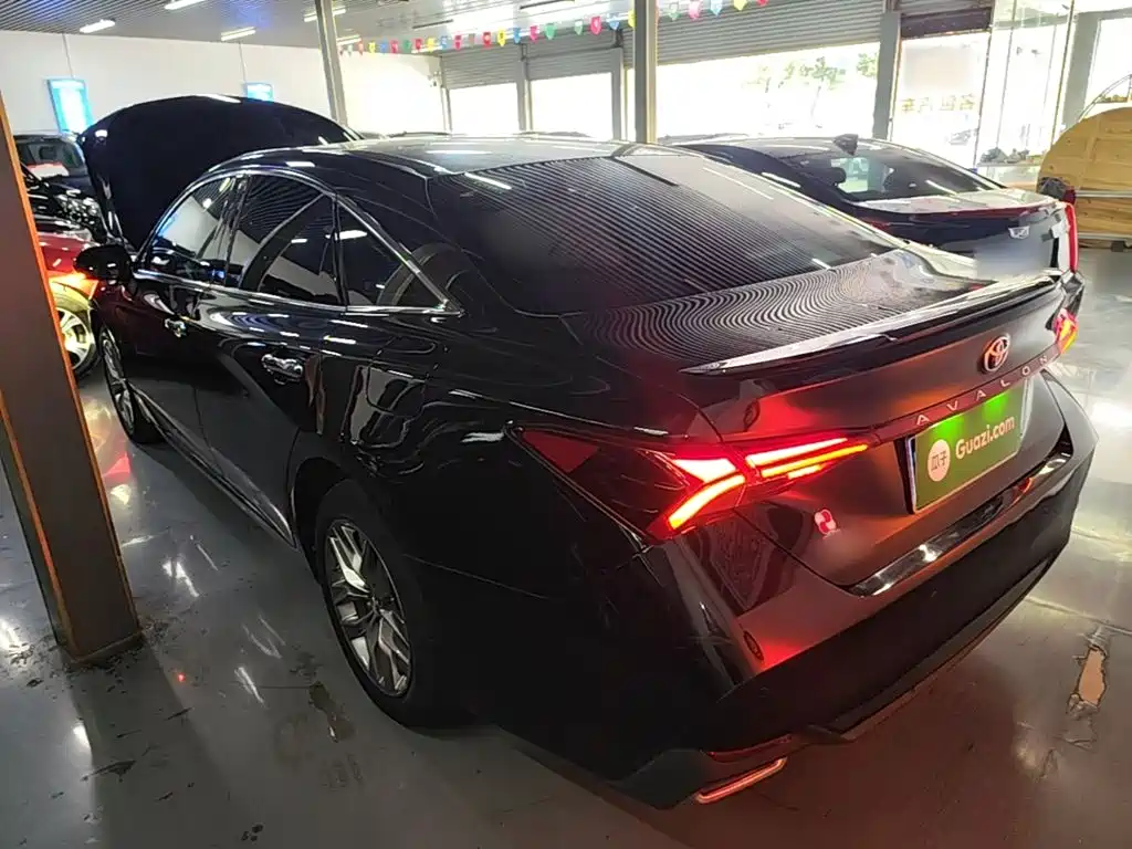 Toyota Avalon — миниатюра 5