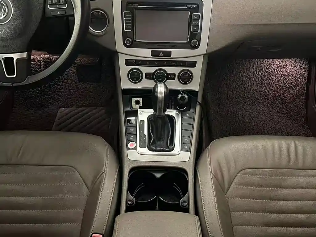 Volkswagen Magotan — миниатюра 8