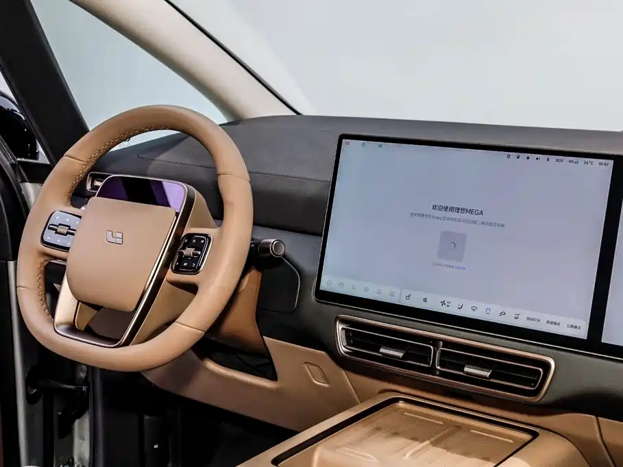 Li Auto Li MEGA — миниатюра 32