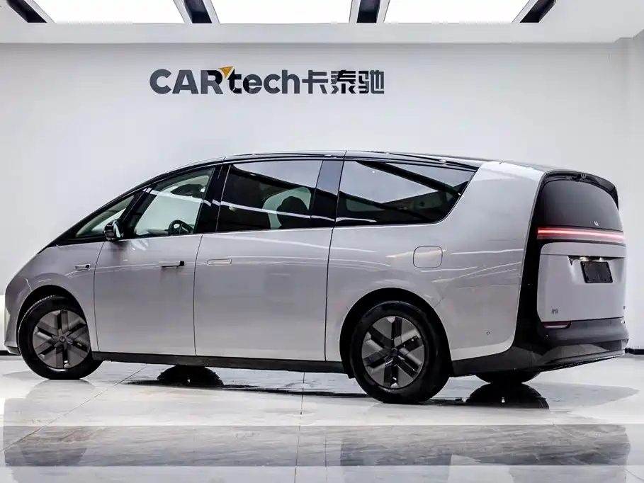 Li Auto Li MEGA — миниатюра 4
