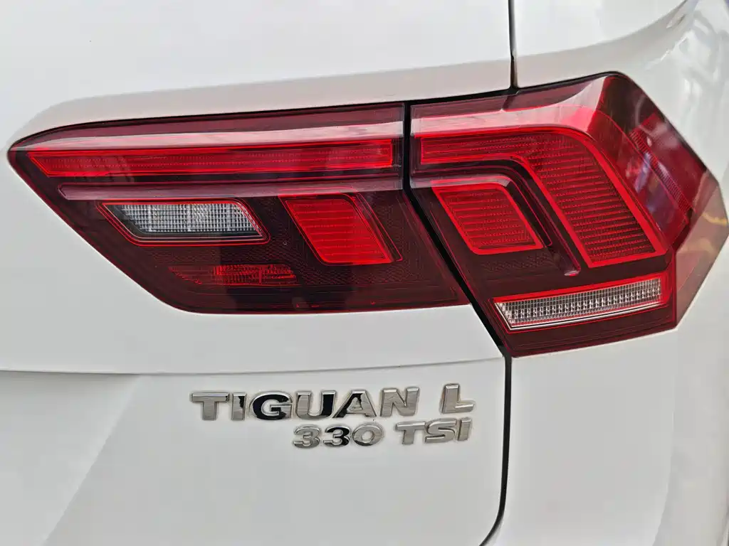 Volkswagen Tiguan L — миниатюра 8