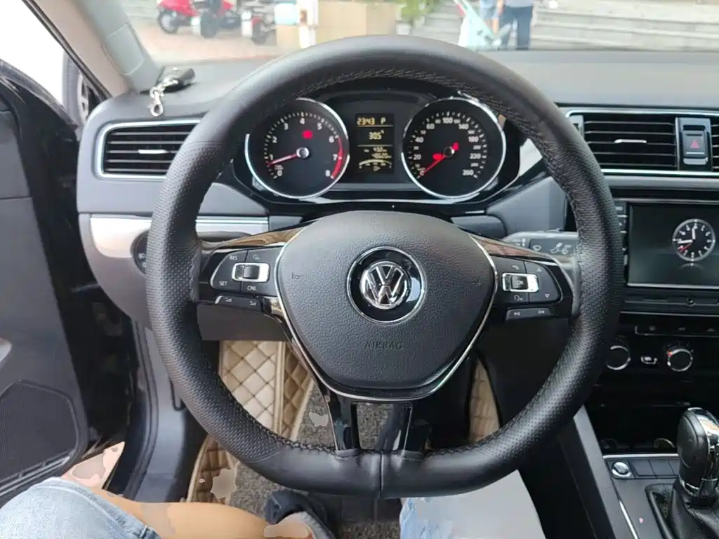 Volkswagen Sagitar — миниатюра 11