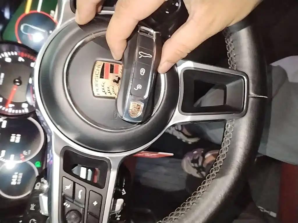 Porsche Panamera — миниатюра 9