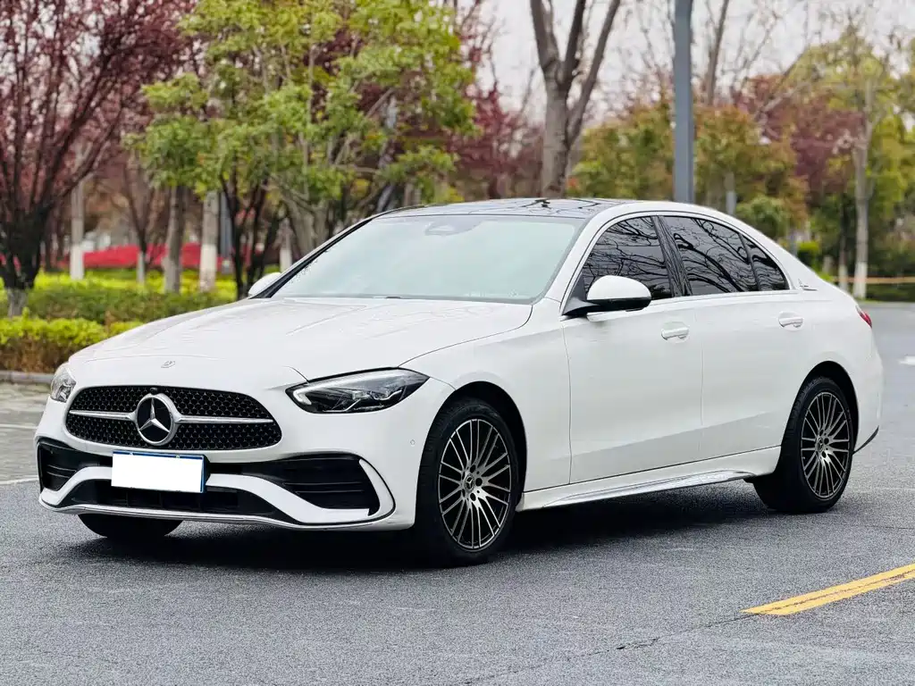 Mercedes-Benz C-Class 2023