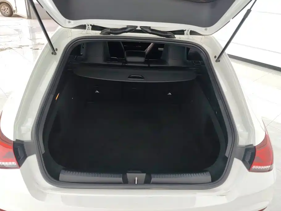 Mercedes-Benz CLA (Import) — миниатюра 4