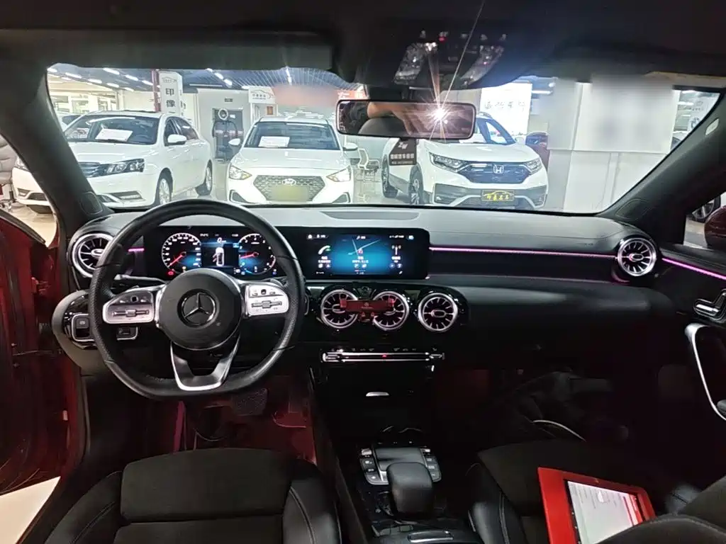 Mercedes-Benz A-Class — миниатюра 10