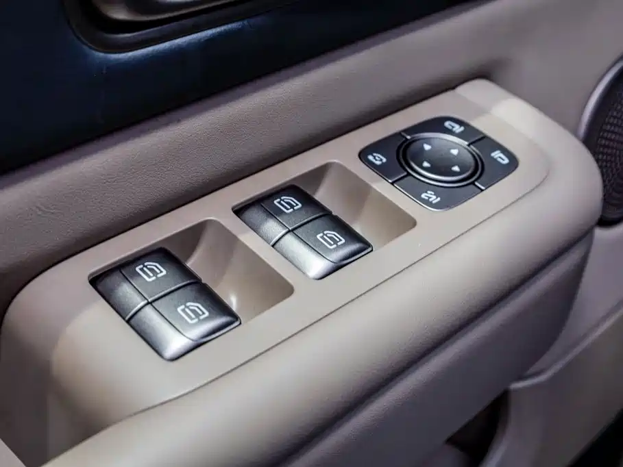 Li Auto Li MEGA — миниатюра 12