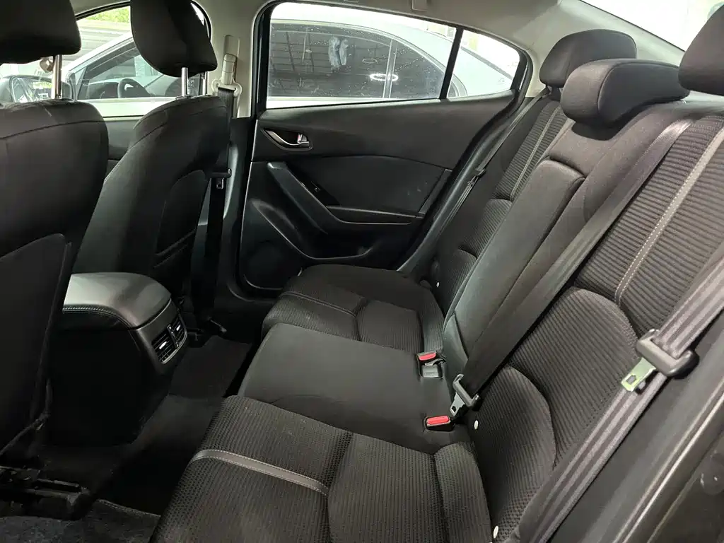 Mazda 3 Axela — миниатюра 5