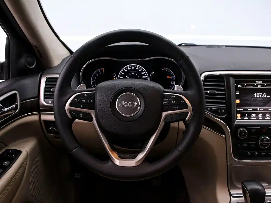 Jeep Grand Cherokee (Import) — миниатюра 7