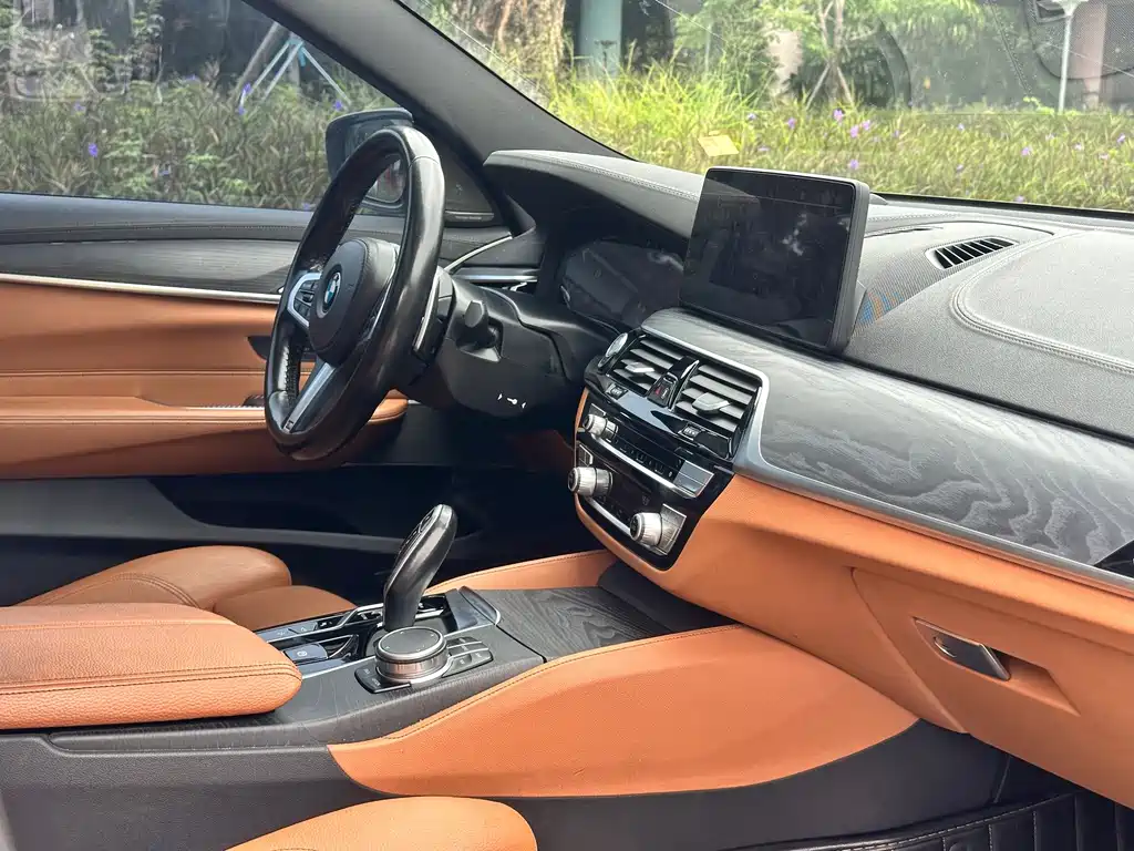 BMW 6 Series GT — миниатюра 8