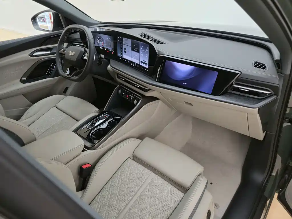 Audi Q5L — миниатюра 17