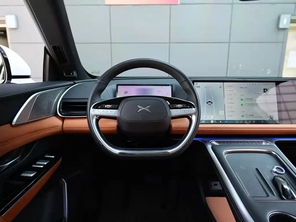 XPeng G9 — миниатюра 10