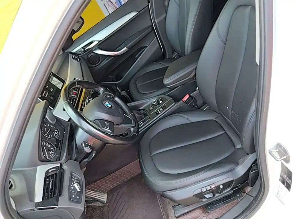 BMW X1 — миниатюра 15