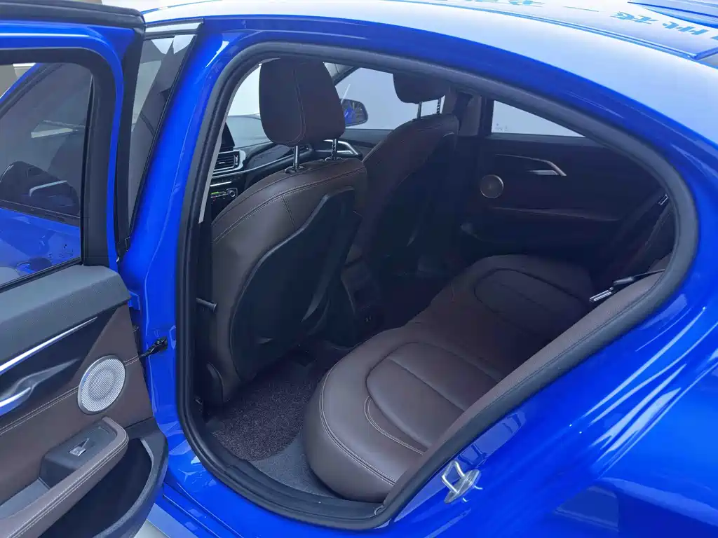 BMW 1 Series — миниатюра 11