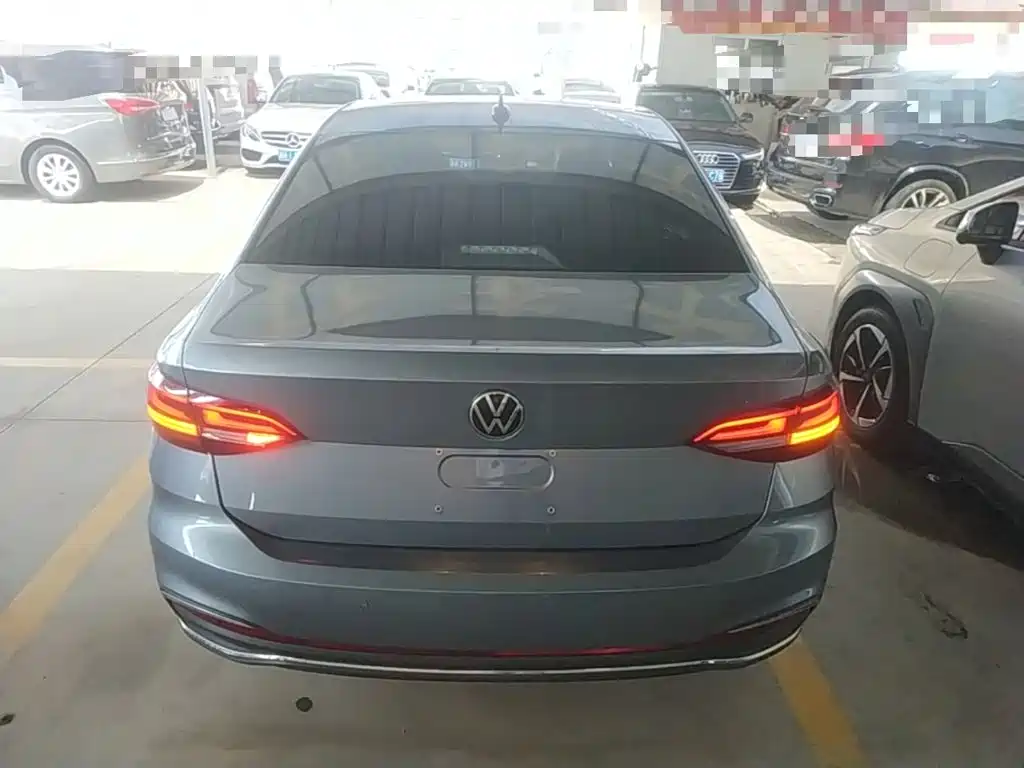 Volkswagen Lavida — миниатюра 6