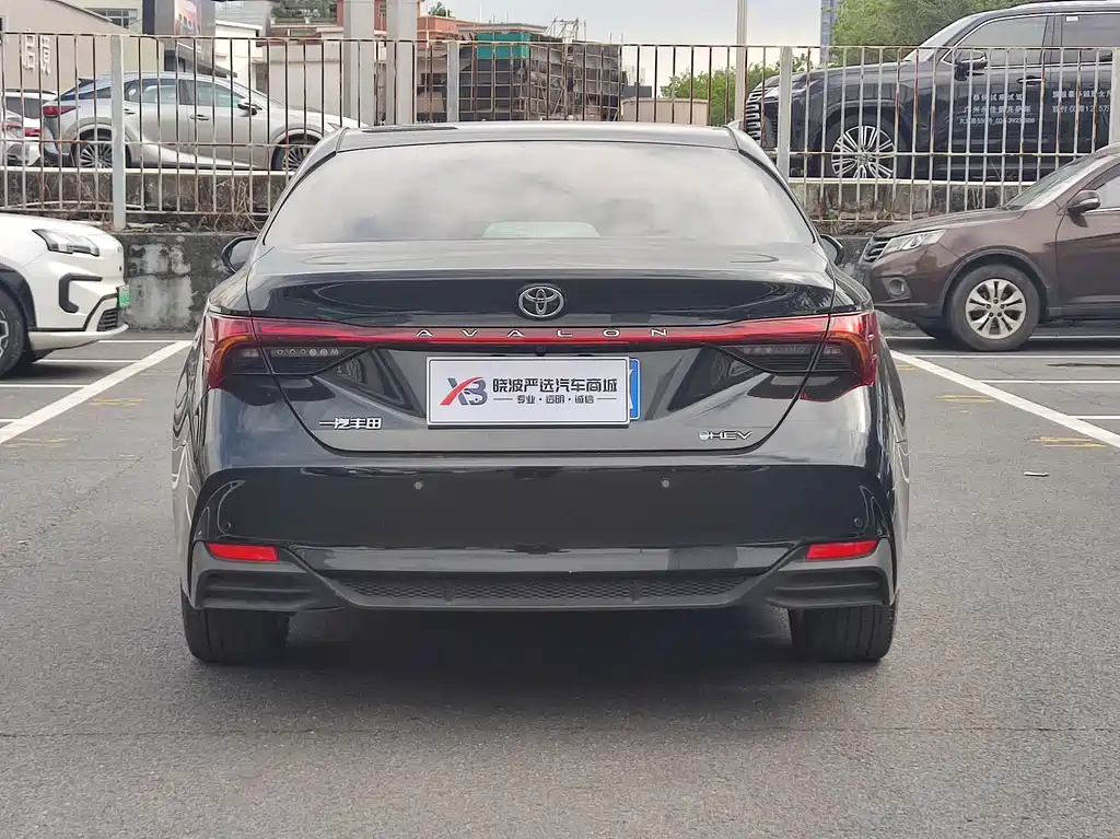 Toyota Avalon — миниатюра 4