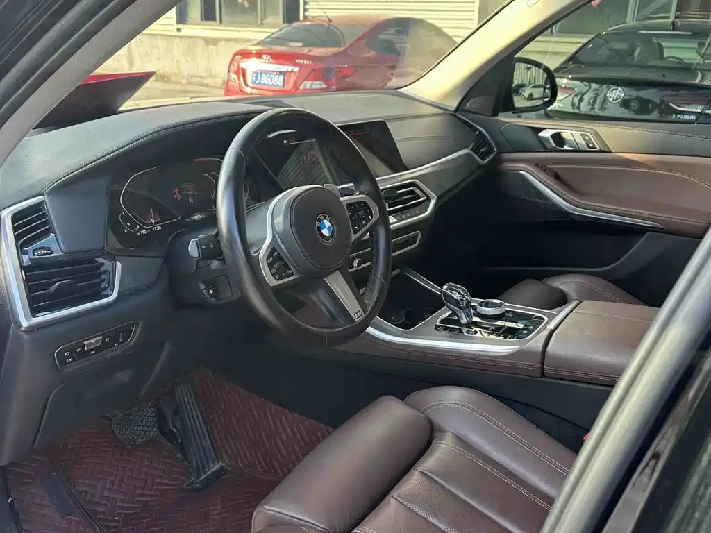 BMW X5 (Import) — миниатюра 5