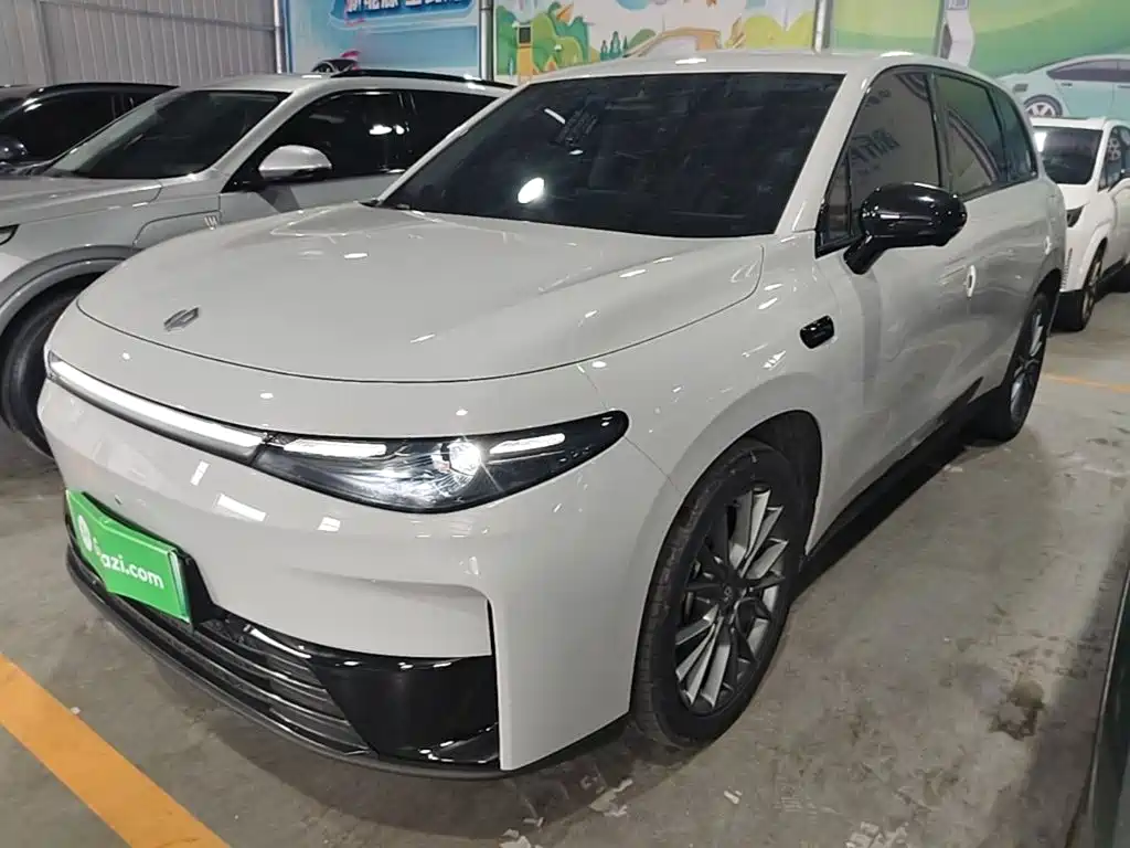 Leapmotor Leapmotor C10 — миниатюра 2