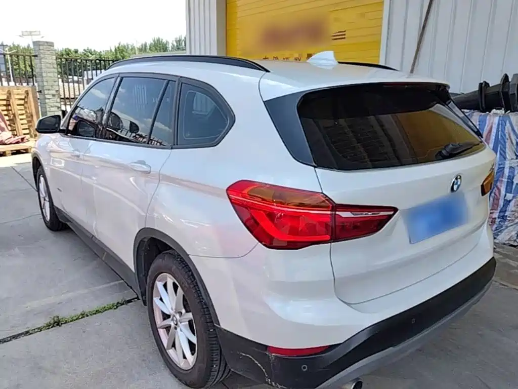 BMW X1 — миниатюра 5