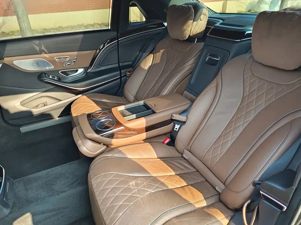 Mercedes-Benz S-Class — миниатюра 24