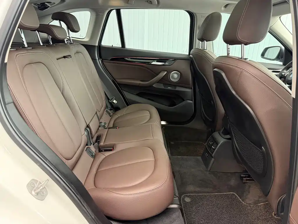 BMW X1 — миниатюра 18