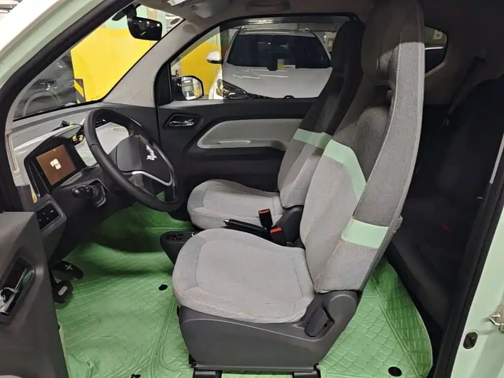 Wuling MINIEV — миниатюра 15
