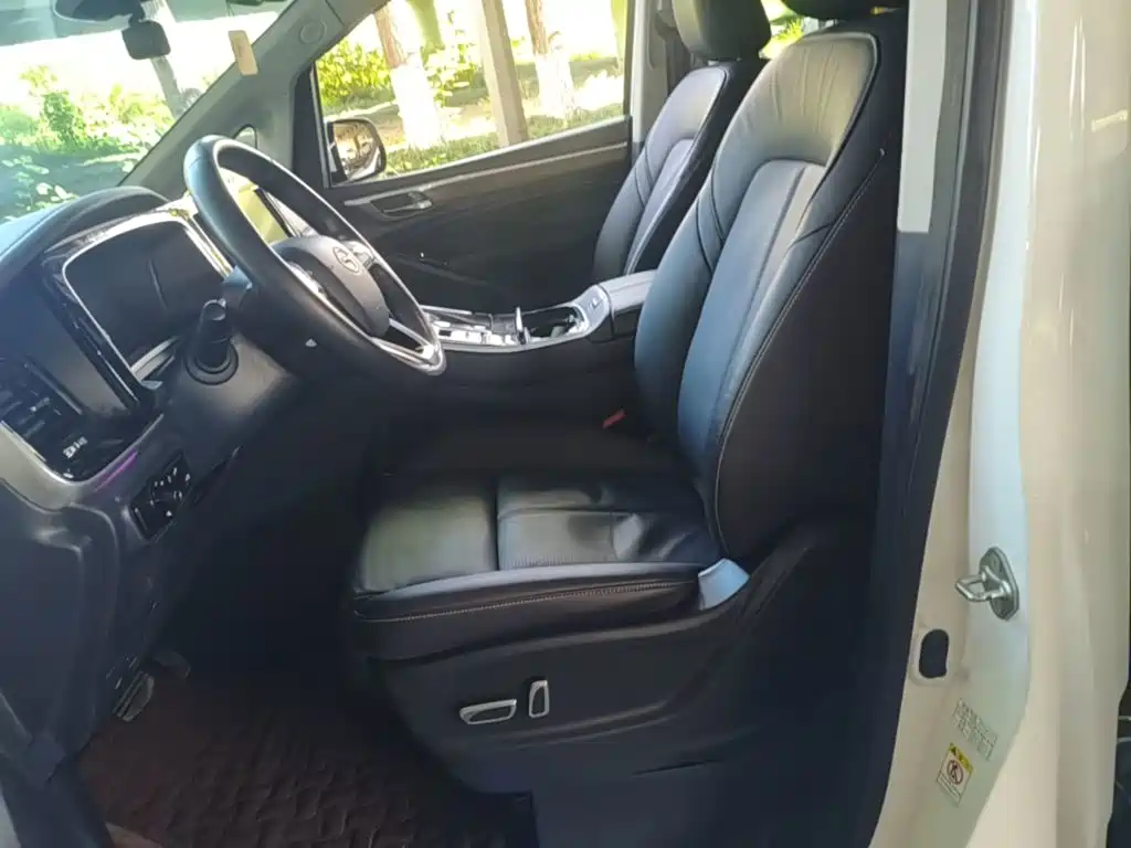 GAC Motor Trumpchi M8 — миниатюра 15