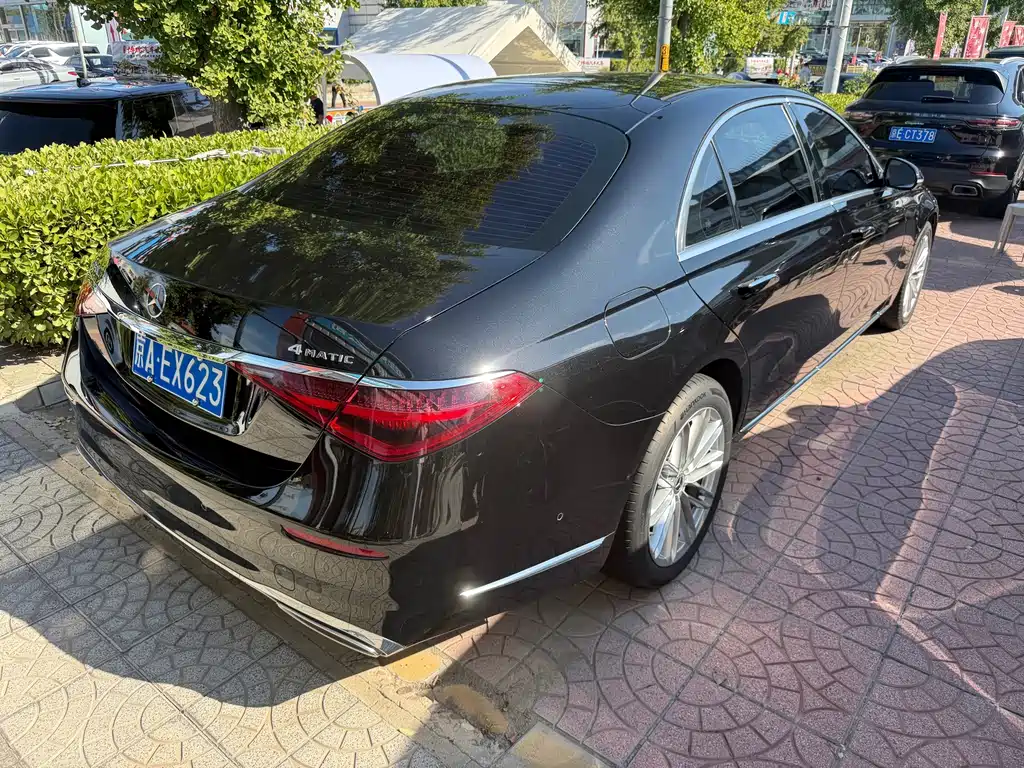 Mercedes-Benz S-Class — миниатюра 11