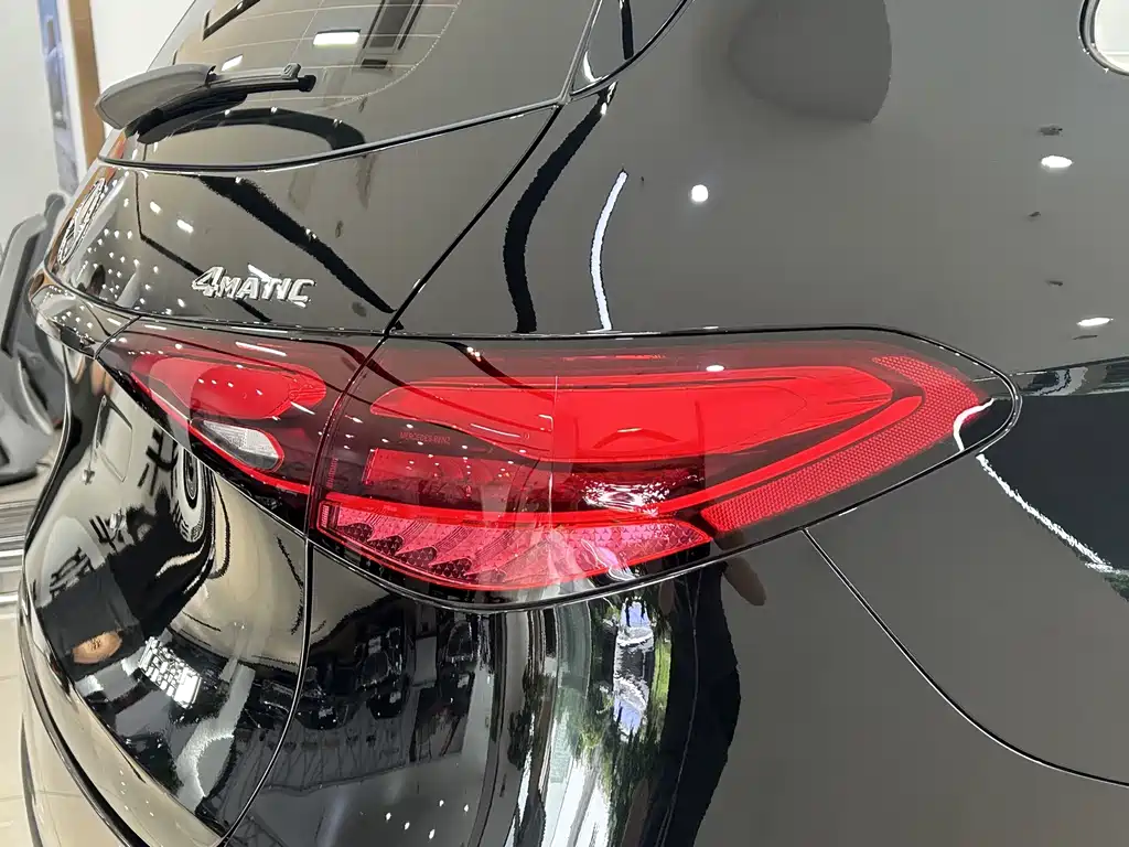 Mercedes-Benz GLC — миниатюра 21