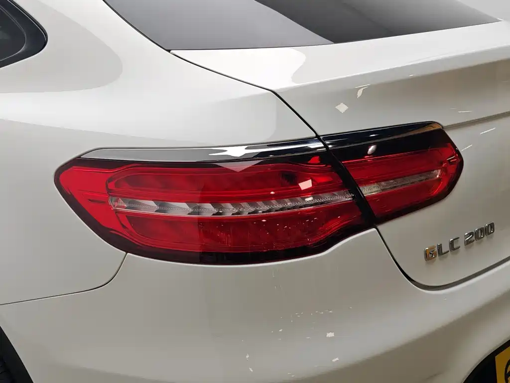 Mercedes-Benz GLC Coupe — миниатюра 7