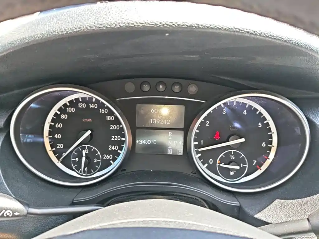Mercedes-Benz R-Class — миниатюра 12