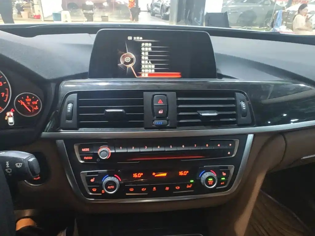 BMW 3 Series GT — миниатюра 13