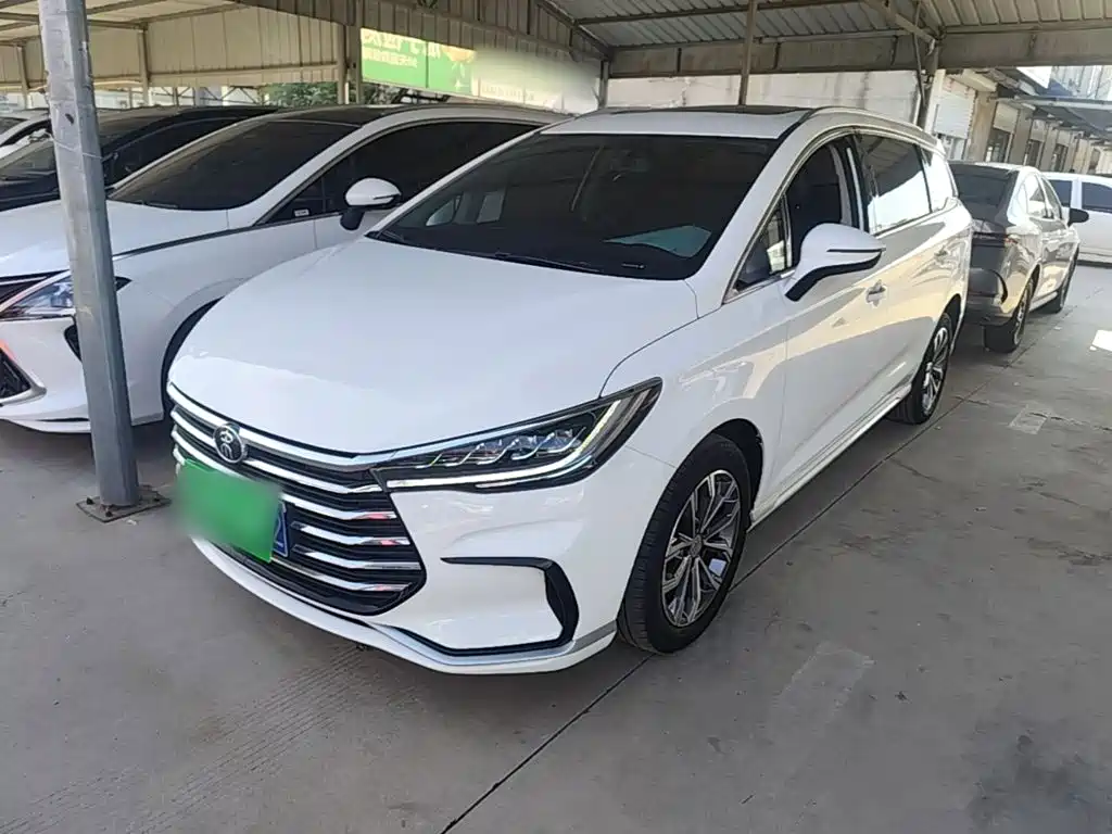 BYD MAX — миниатюра 2