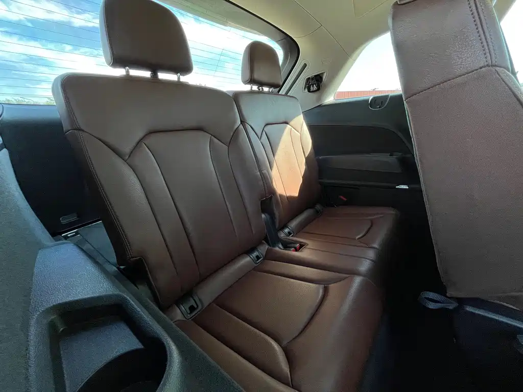 Audi Q7 — миниатюра 17