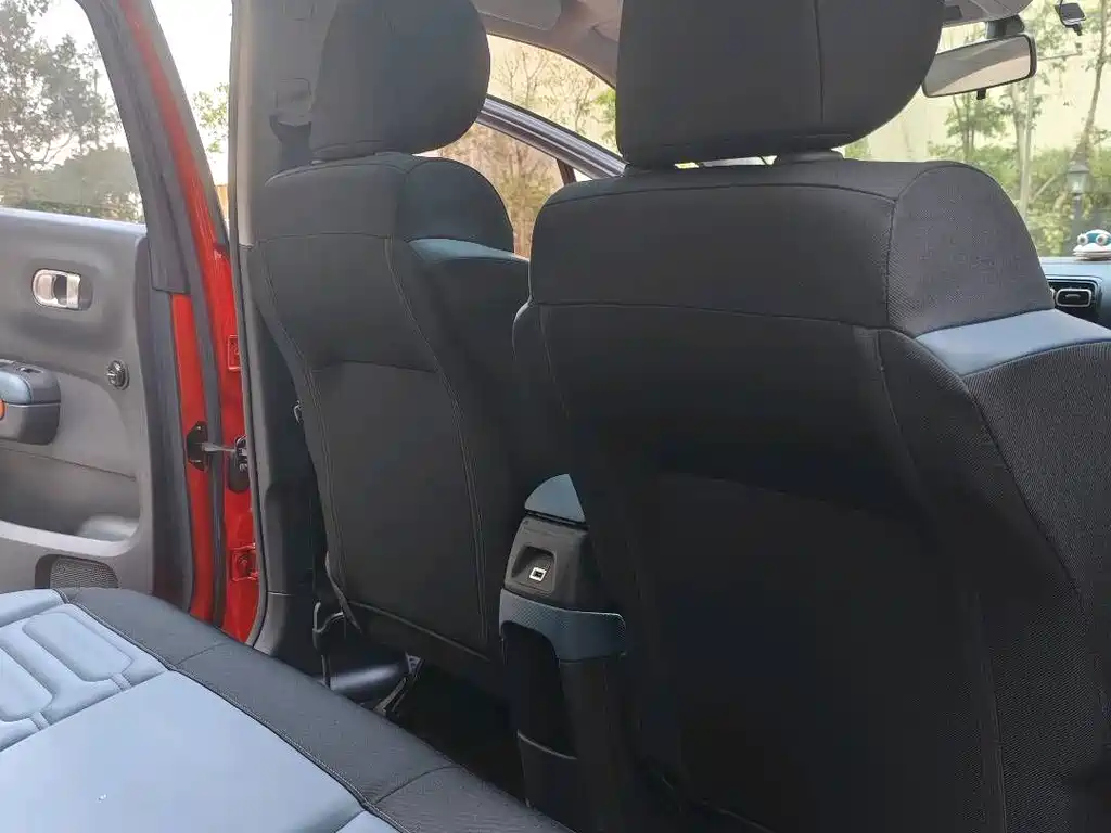 Citroen C4 Aircross — миниатюра 6